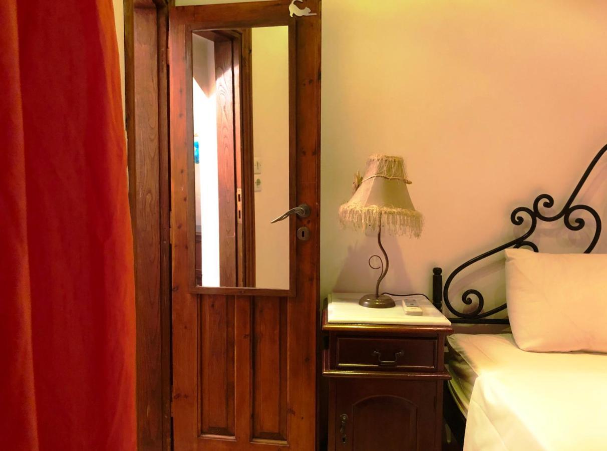 Machi'S House Aparthotel Plaka  Ngoại thất bức ảnh